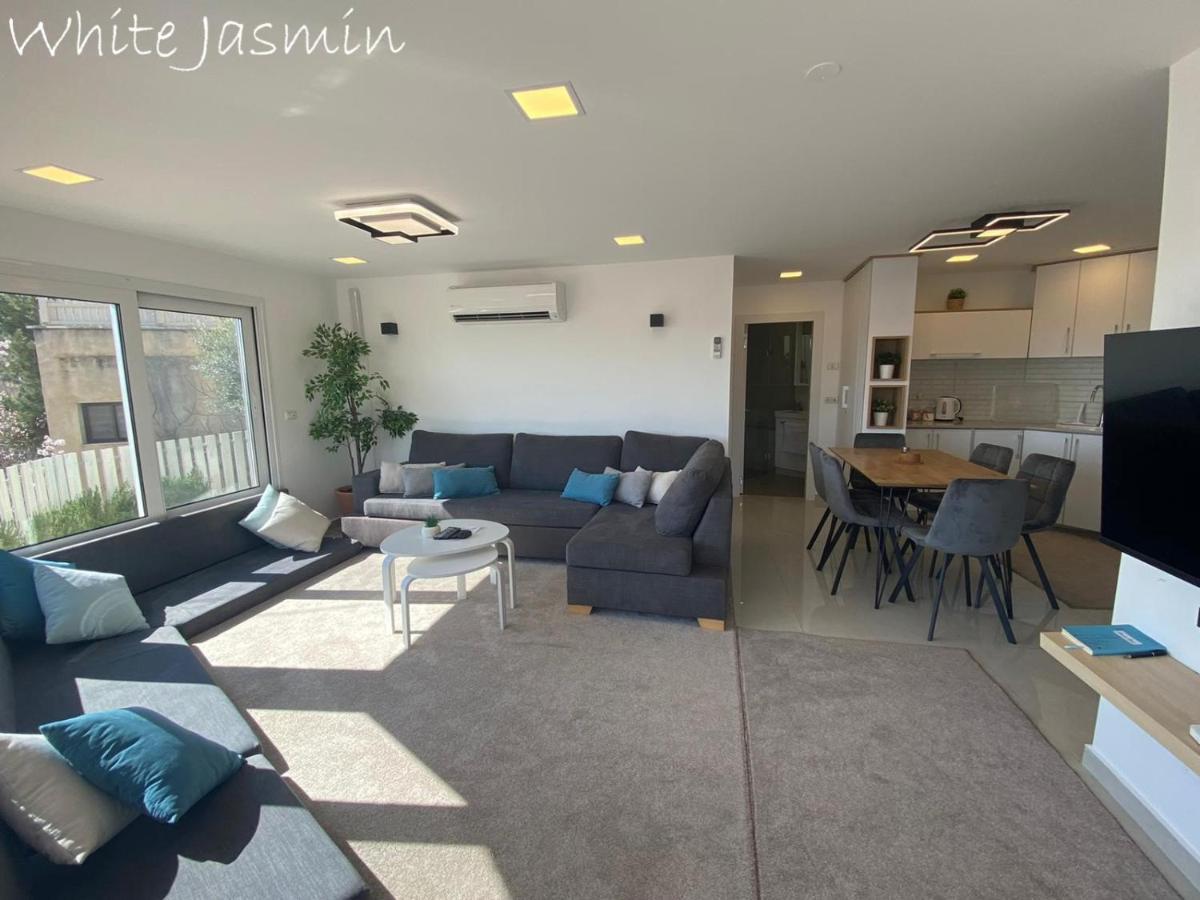 Jasmin Suites 마즈달 샴스 외부 사진